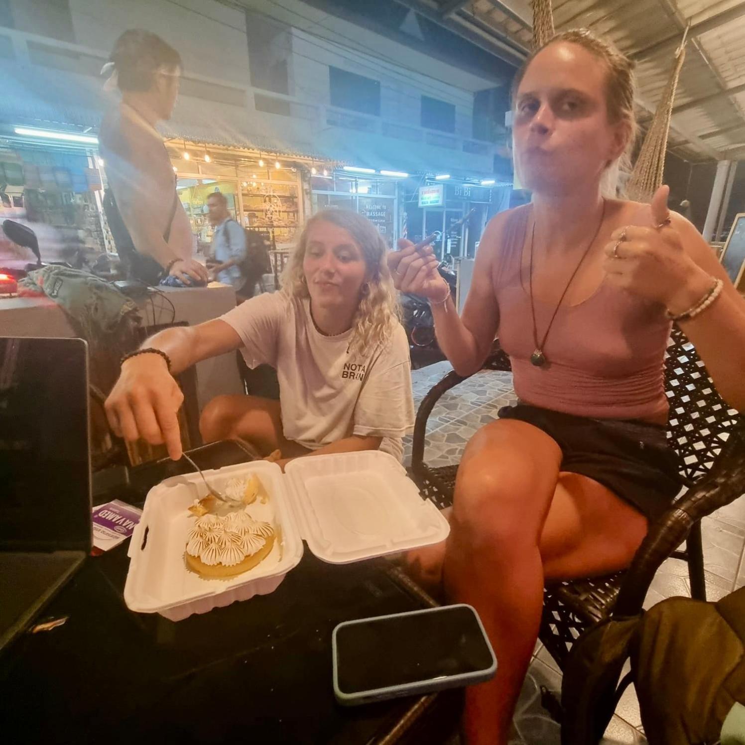 Tiki Tribe Bar & Hostel Tau-sziget Kültér fotó